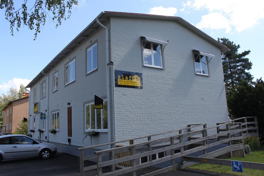 Hotell Zlafen Bed And Breakfast Karlskoga Eksteriør billede